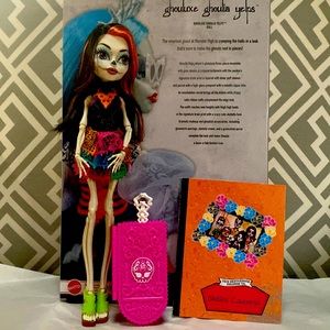 Monster High Skelita Calaveras Doll